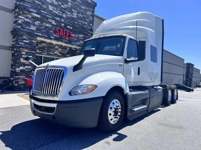 2019 International LT625