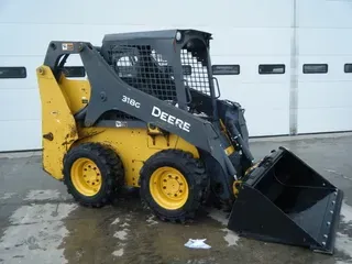 2019 John Deere 318G