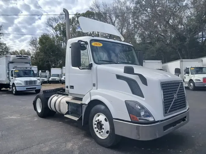2016 VOLVO VNL42TRACTOR