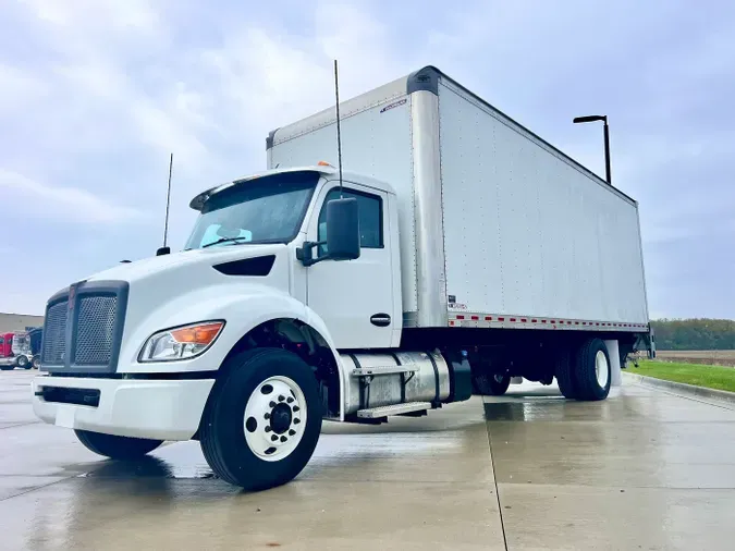 2023 Kenworth T280