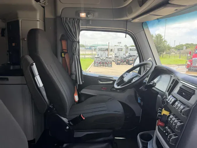 2022 Peterbilt 579ea0b14f40f9aacaa7223b3fe0526ce63