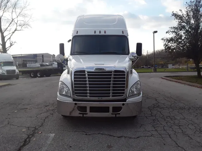 2020 FREIGHTLINER/MERCEDES CASCADIA 125