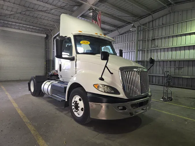 2020 NAVISTAR INTERNATIONAL RH613 DAYCAB S/A