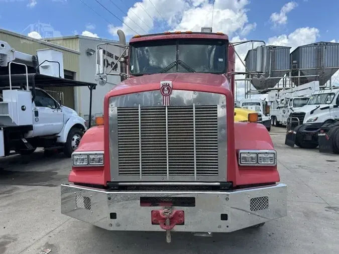 2010 KENWORTH T800