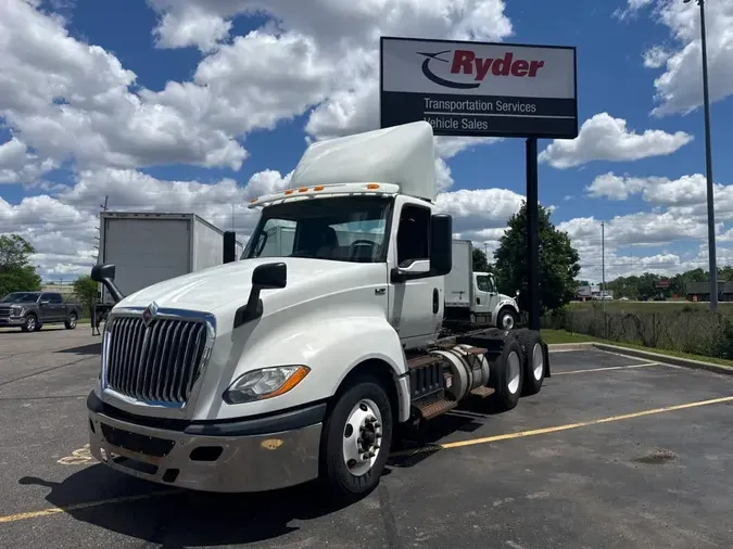 2020 NAVISTAR INTERNATIONAL LT625 DAYCAB T/Aea140b840dbd0f41c3f90630c0c45600