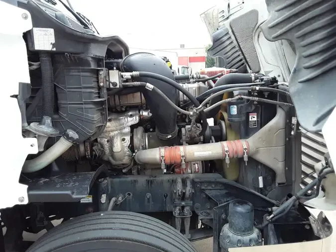 2017 FREIGHTLINER CASCADIA 125
