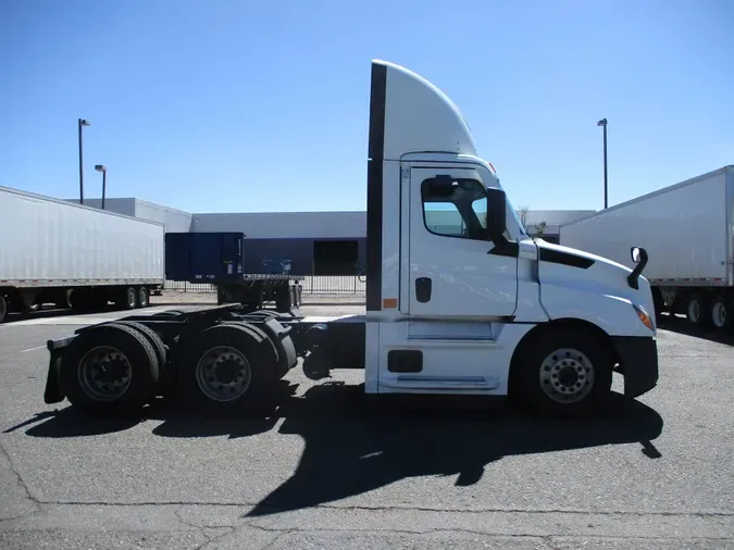 2022 FREIGHTLINER/MERCEDES NEW CASCADIA PX12664