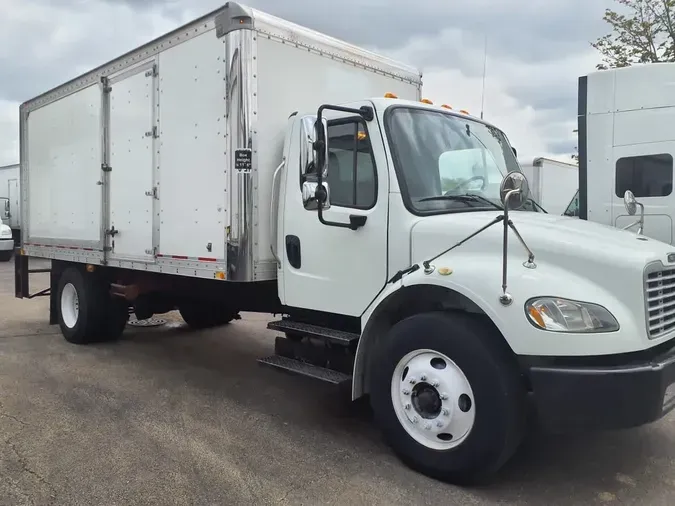 2019 FREIGHTLINER M2 106