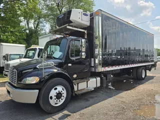 2016 FREIGHTLINER/MERCEDES M2 106