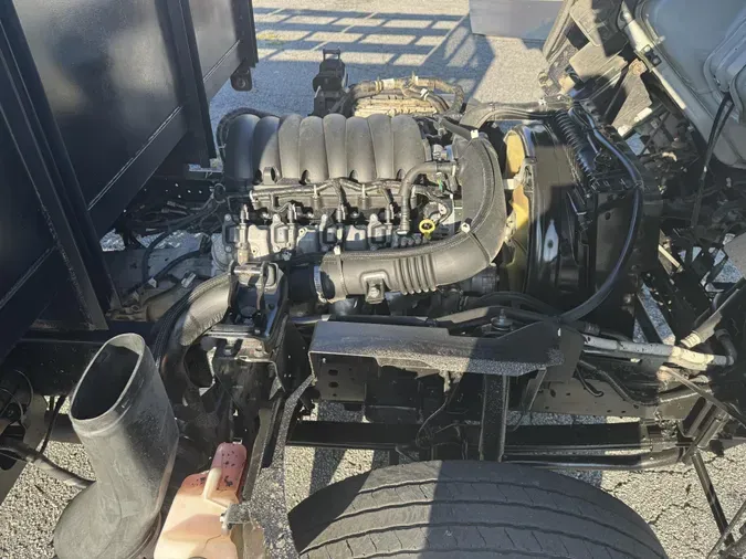 2024 Isuzu NPRea1ea6bc7c903193a37453b3fd3ae32a