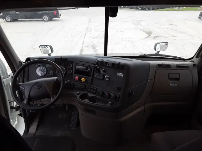 2019 FREIGHTLINER/MERCEDES CASCADIA 113