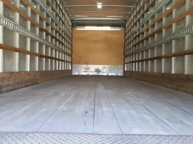 2019 FREIGHTLINER M2 106