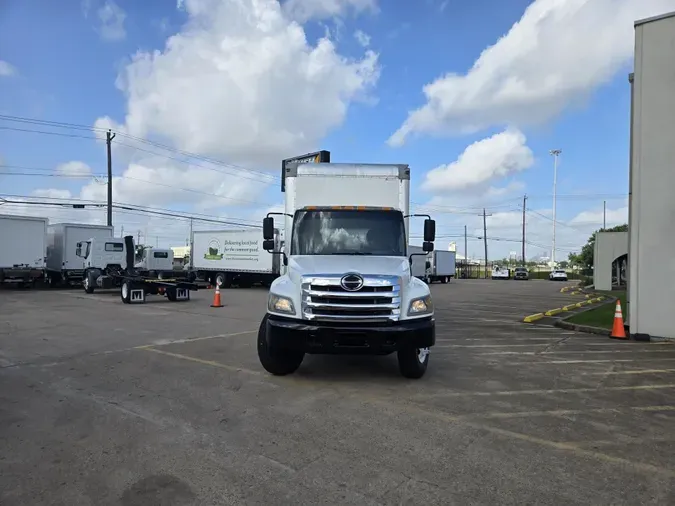 2017 Hino 268