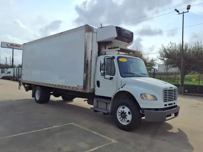 2019 FREIGHTLINER/MERCEDES M2 106