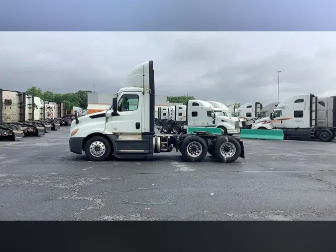 2019 Freightliner Cascadia 126ea31b3e6cacebda6e2f4d41846e58ce8