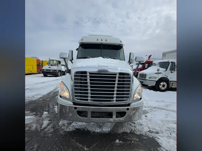 2019 FREIGHTLINER/MERCEDES CASCADIA 125