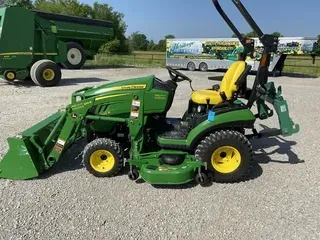 2017 John Deere 1025R