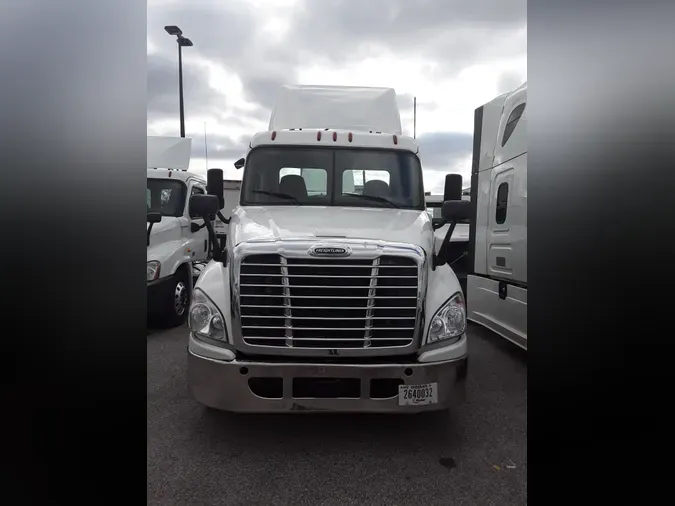 2018 FREIGHTLINER/MERCEDES CASCADIA 125