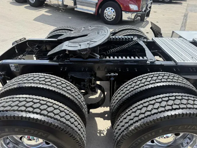 2021 Peterbilt 567