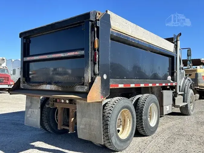 2012 FREIGHTLINER BUSINESS CLASS M2 112