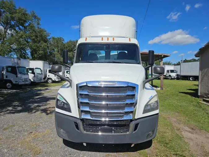 2020 FREIGHTLINER/MERCEDES NEW CASCADIA 126ea3fa340518a1b7169985e329982e630