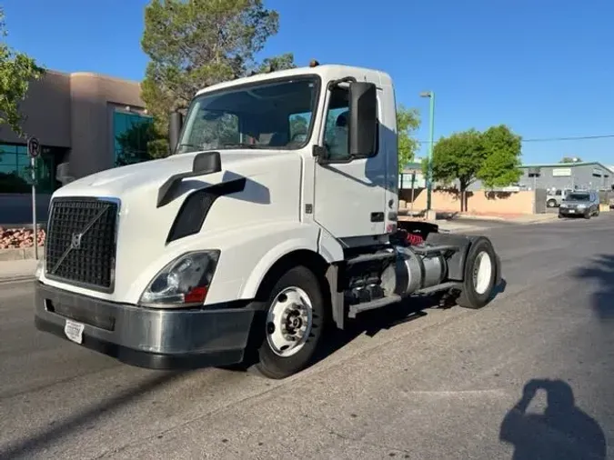 2016 VOLVO VNL42TRACTOR