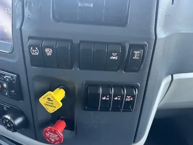 2022 Peterbilt 579