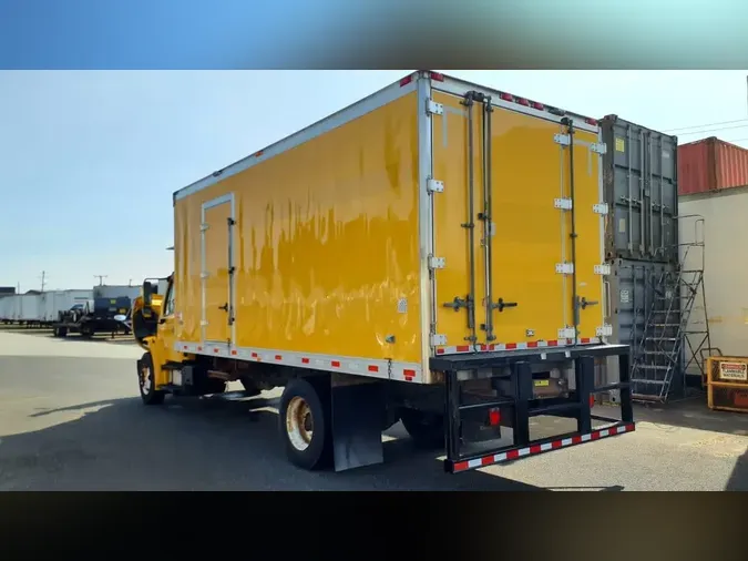 2021 FREIGHTLINER/MERCEDES M2 106ea42124d16deae8d780c8131dc1f342f