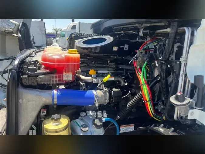 2020 FREIGHTLINER CA116
