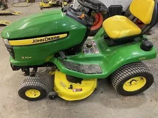 2013 John Deere X304
