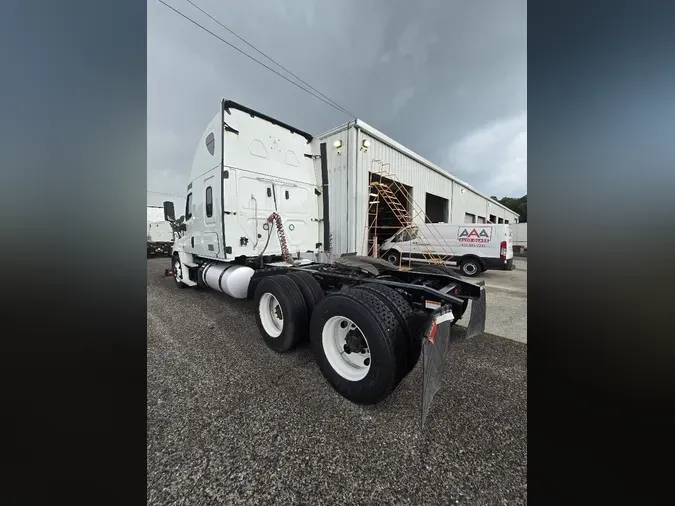 2019 FREIGHTLINER/MERCEDES CASCADIA 125