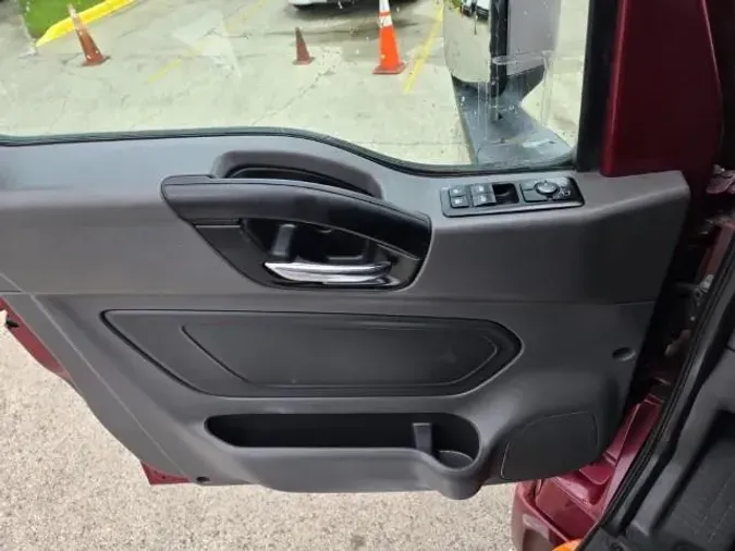 2021 International LT625