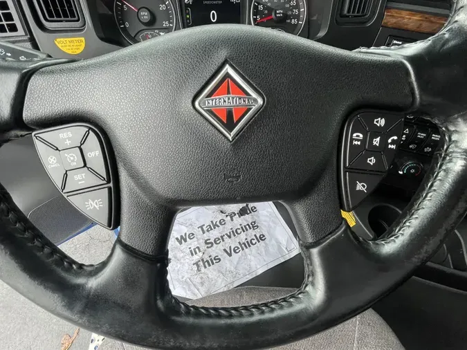 2020 International LT625