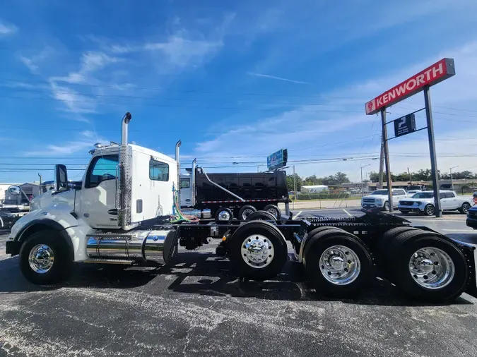 2026 Kenworth T880