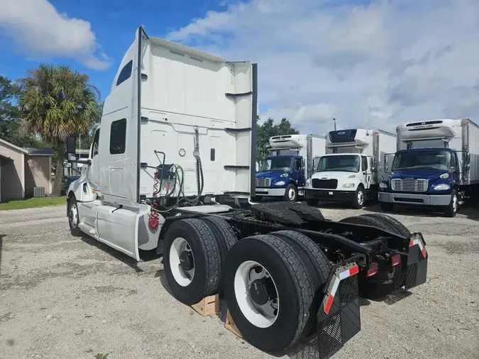 2020 NAVISTAR INTERNATIONAL LT625 SLPR CAB