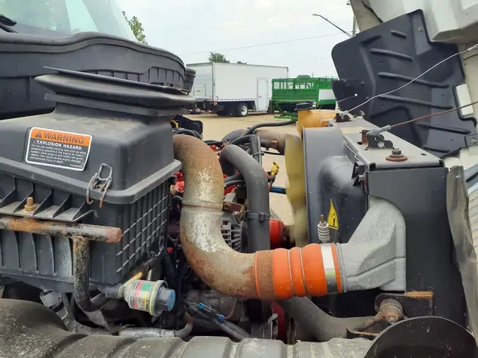 2016 NAVISTAR INTERNATIONAL 4300