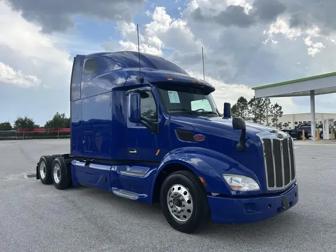 2022 Peterbilt 579