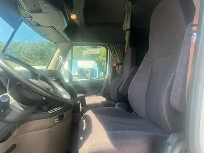 2019 FREIGHTLINER CASCADIA 125