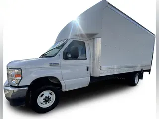 2021 Ford E-450