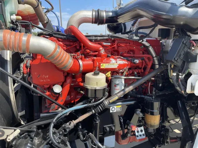 2015 Peterbilt 389