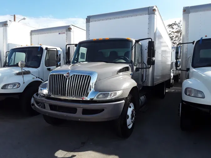 2013 NAVISTAR INTERNATIONAL 4300