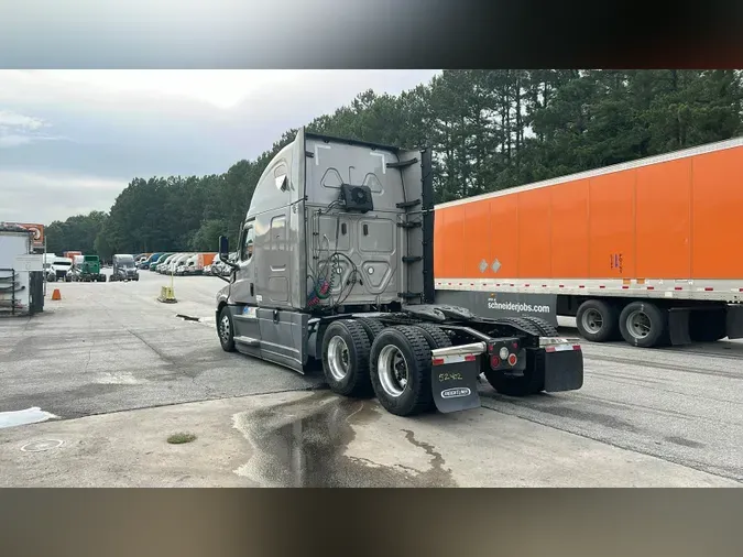 2022 Freightliner Cascadia