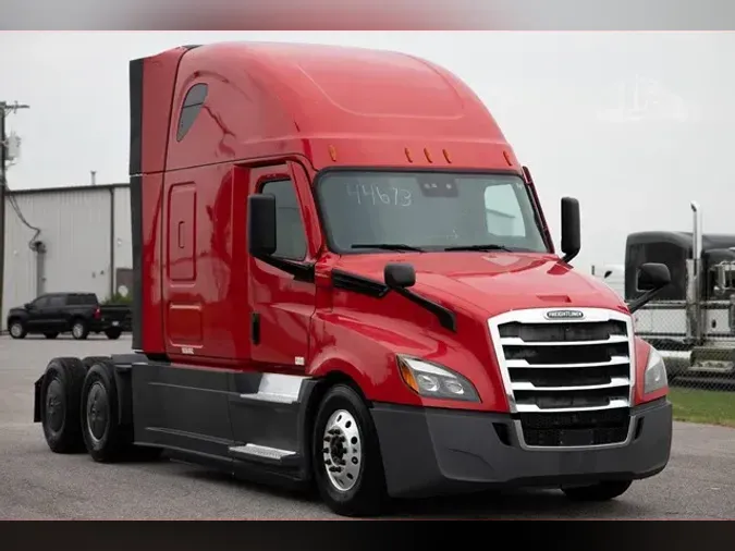 2021 FREIGHTLINER CASCADIA 126