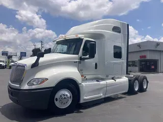 2020 International LT625
