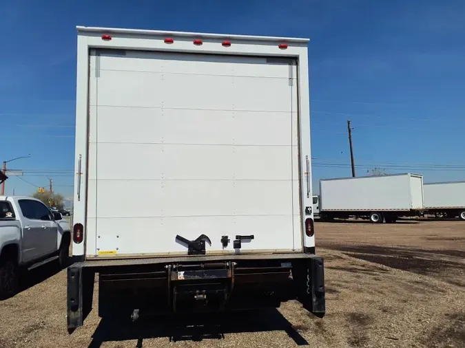 2018 ISUZU NPR HD