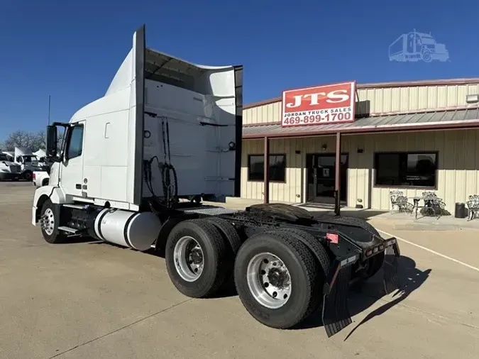 2016 VOLVO VNL64T630