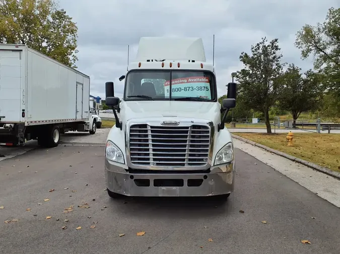 2019 FREIGHTLINER/MERCEDES CASCADIA 125ea8b8ba955497dd86126cf6a5e0934c7