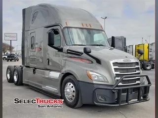 2018 Freightliner CASCADIA 126