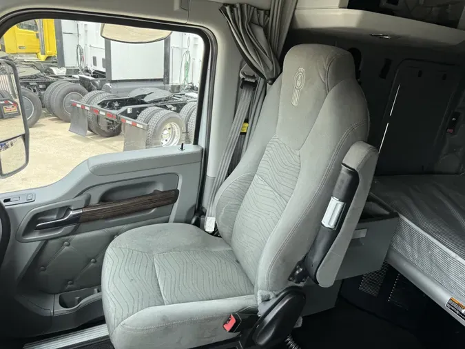 2019 Kenworth T880