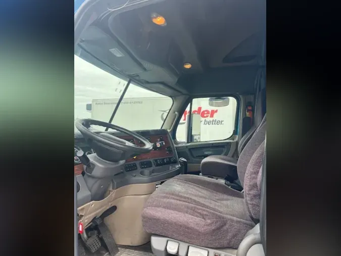 2016 FREIGHTLINER CASCADIA 125